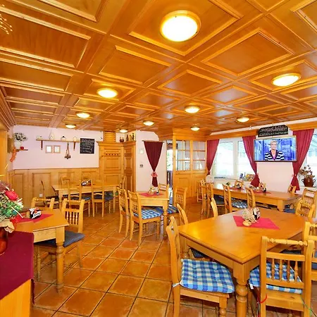 Stella 3* Шпіндлерув-Млин